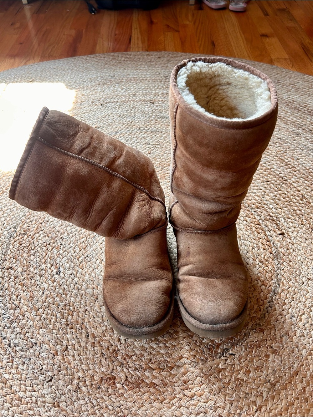 UGG Australia Classic Tall Chestnut Shearling Boots – Size 8